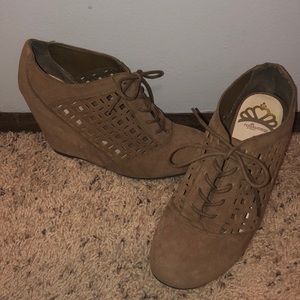 "Tess" Fergalicous booties